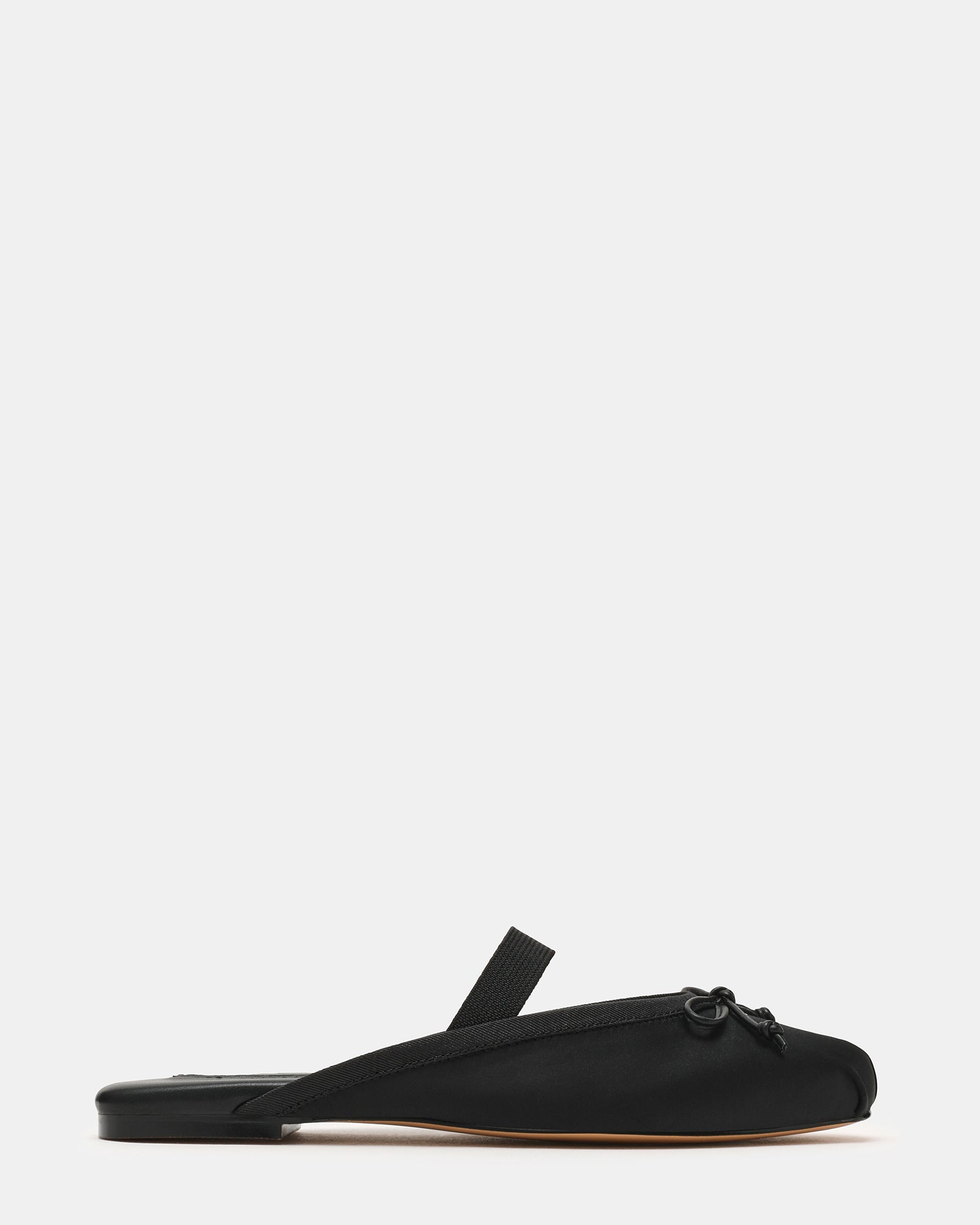 Cutesy Ballerina Nero Satin