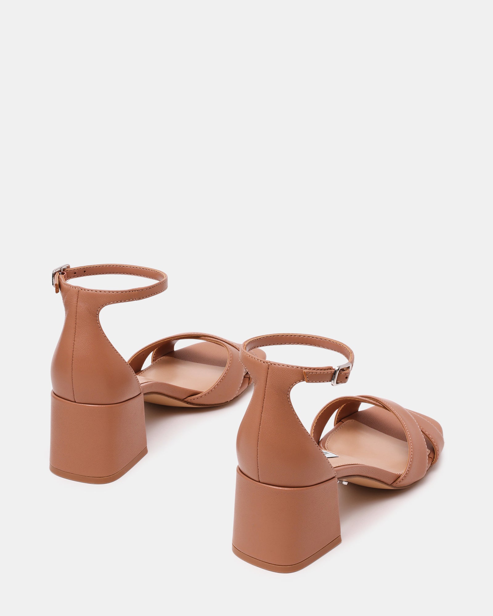 Fergie Sandalo Tan Pelle